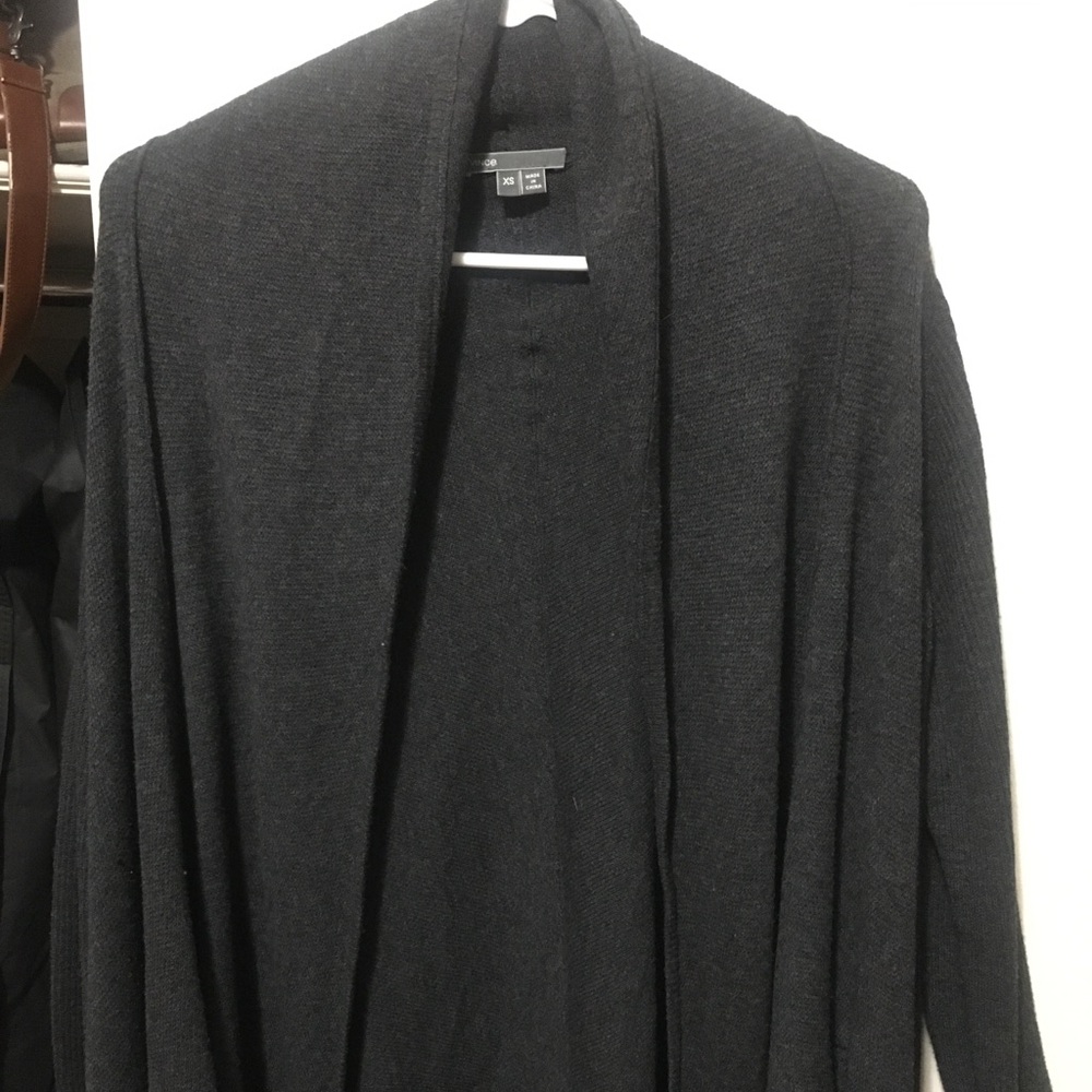 Vince gray wrap RN 106730, XS